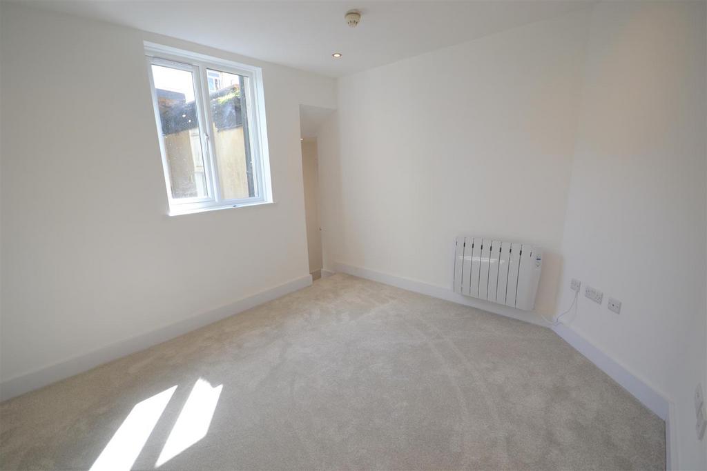 Apartment in Brighton, Brunswick - View 5
