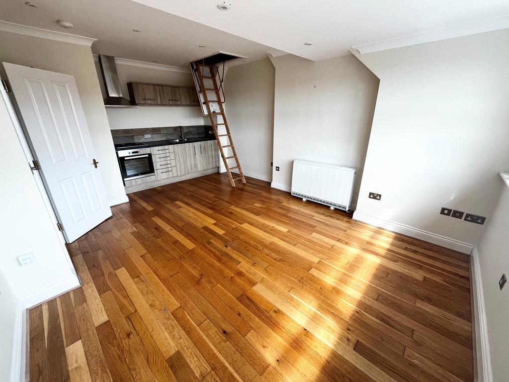 2 bedroom flat to rent