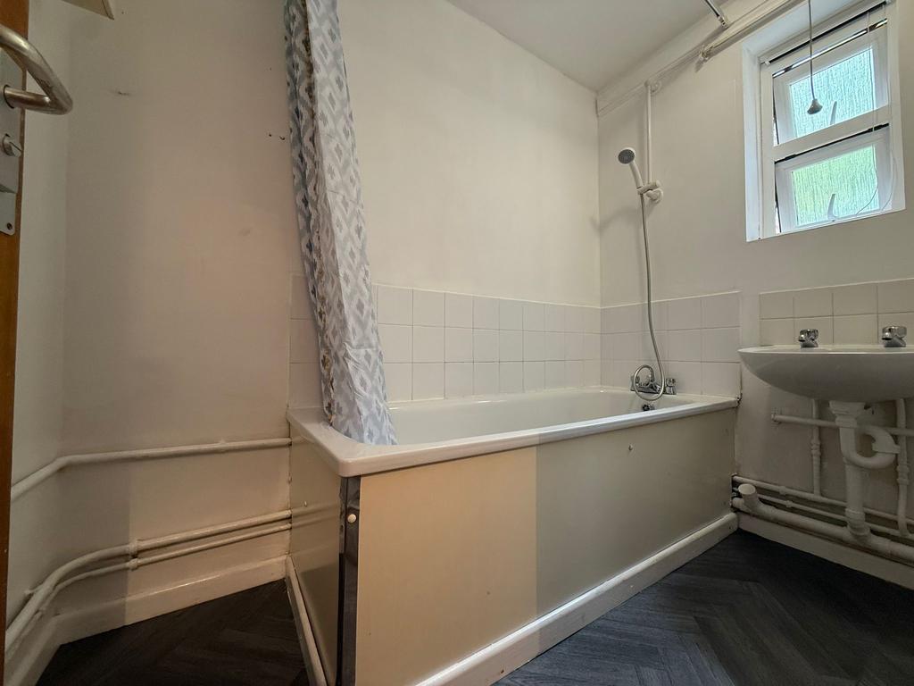 Trill Mill Court, Oxford, OX1 - View 5