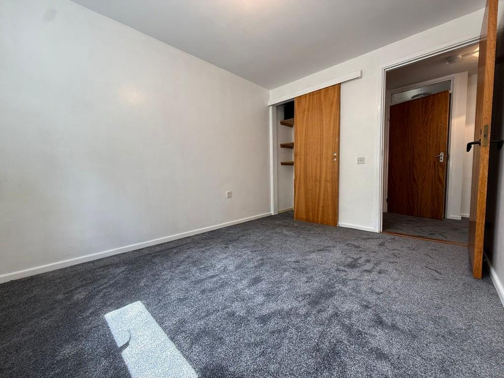 Trill Mill Court, Oxford, OX1 - View 6