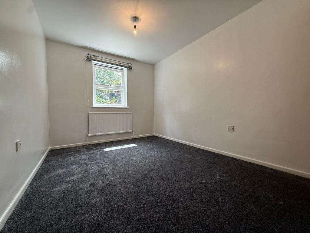 Trill Mill Court, Oxford, OX1 - More