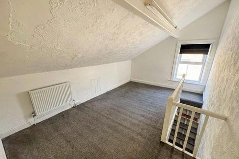 1 bedroom end of terrace house for sale, Ashfield Street, Fartown, Huddersfield
