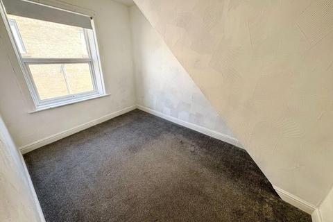 1 bedroom end of terrace house for sale, Ashfield Street, Fartown, Huddersfield