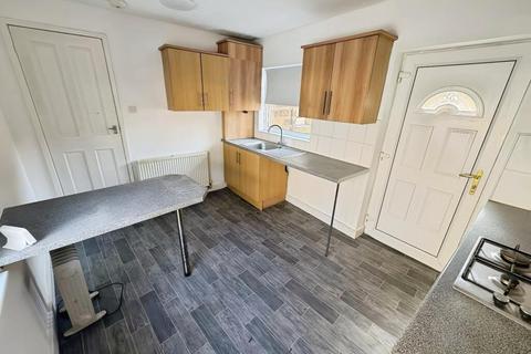 1 bedroom end of terrace house for sale, Ashfield Street, Fartown, Huddersfield