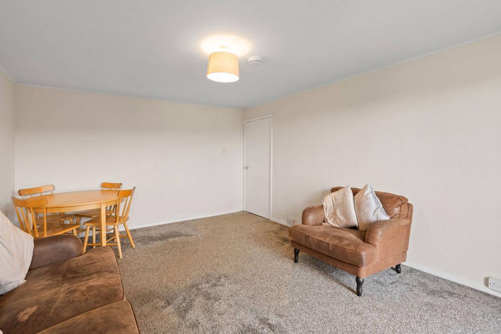 Apartment in Edinburgh, Blackhall - View 5