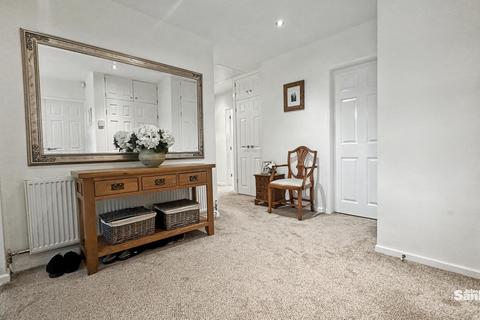 4 bedroom detached bungalow for sale, Lindhurst Lane, Mansfield, NG18