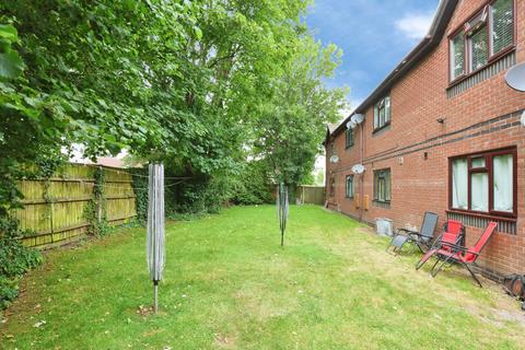 1 bedroom flat for sale, Rosemary Gardens, Poole, Dorset, BH12