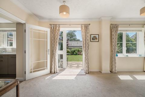 2 bedroom retirement property for sale, 7 Manygate Lane, Shepperton TW17
