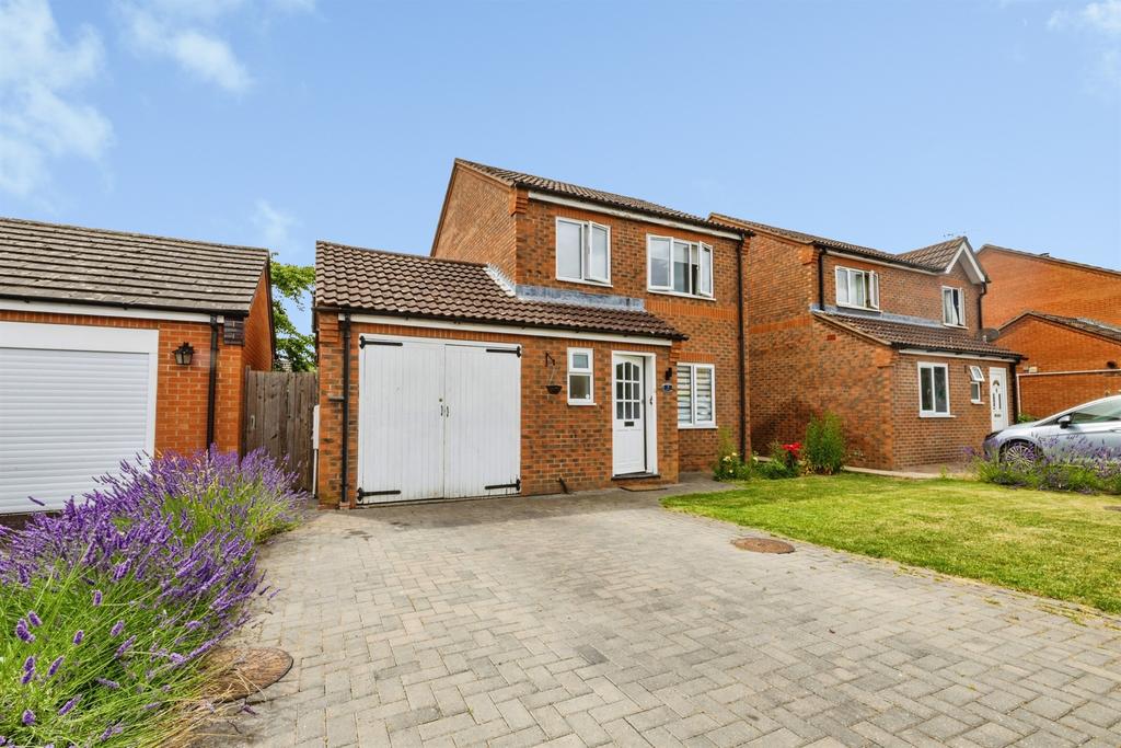 3 bedroom detached house for sale