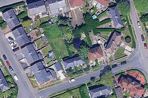 2 bedroom semi-detached house for sale - View 4