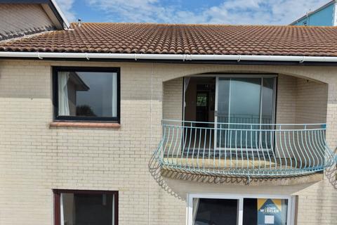 2 bedroom flat for sale, Flat 6, Bay Court, Wheelers Bay Road, Ventnor, Isle Of Wight