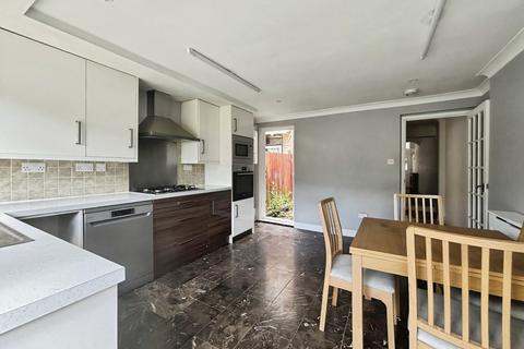 2 bedroom terraced house for sale, Chargeable Street, London E16