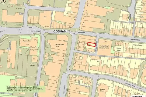 3 bedroom property with land for sale - View 4