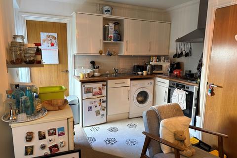 6 bedroom terraced house for sale, 83 South Street, Eastbourne, East Sussex