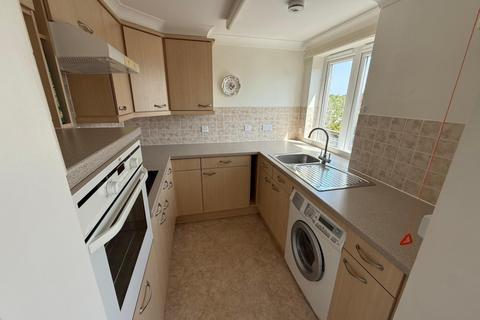 1 bedroom retirement property for sale, Flat 49, Highview Court, 46 Wortley Road, Highcliffe, Christchurch, Dorset
