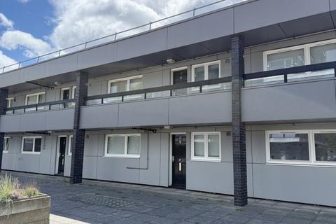 47 Canute Gardens, Rotherithe, London