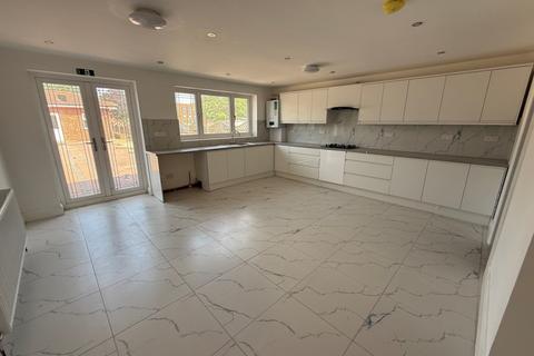 4 bedroom end of terrace house for sale, 18 Leyswood Drive, Ilford, Essex