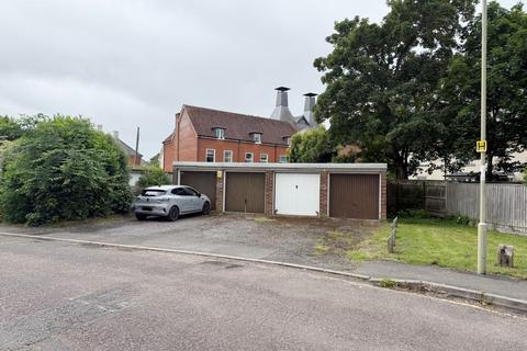 Garage for sale, Garages 14,15 & 17, Princes Road, Romsey, Hampshire