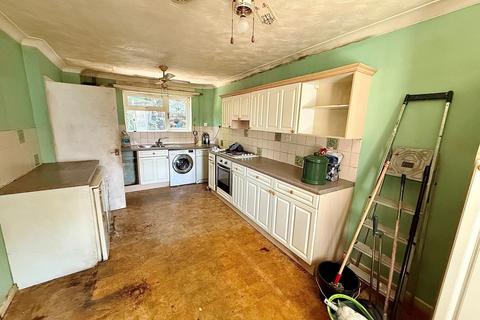 3 bedroom end of terrace house for sale, 5 Beechwood Close, Wisbech, Cambridgeshire