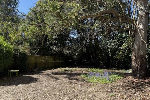 2 bedroom flat for sale, Flat 4, Eden Lodge, East Hill Road, Ryde, Isle Of Wight