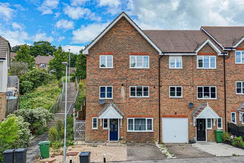 5 bedroom semi-detached house for sale, Welton Rise, St. Leonards-On-Sea