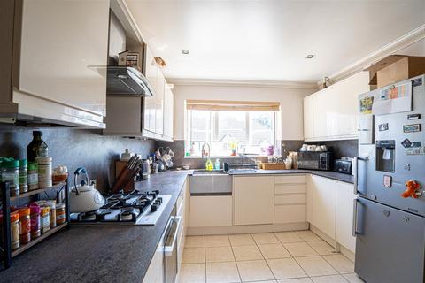5 bedroom semi-detached house for sale, Welton Rise, St. Leonards-On-Sea