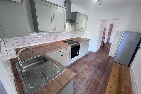 3 bedroom property to rent, Cyril Street West, TAUNTON, TA2