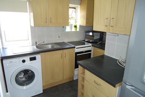 2 bedroom apartment to rent, Dewsbury Road, Leeds LS11