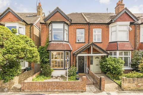 Percy Road, Hampton TW12
