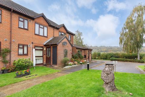 1 bedroom ground floor flat for sale, Milton Court Lane, Dorking