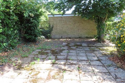 3 bedroom detached bungalow for sale, St. Stephens Crescent, Gilberdyke, HU15 2UA