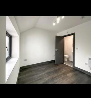 1 bedroom in a house share to rent, Dedworth Road, Windsor