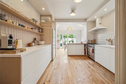 4 bedroom terraced house to rent, Rowallan Gardens, Broomhill