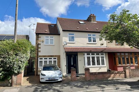 Birkbeck Road, Romford