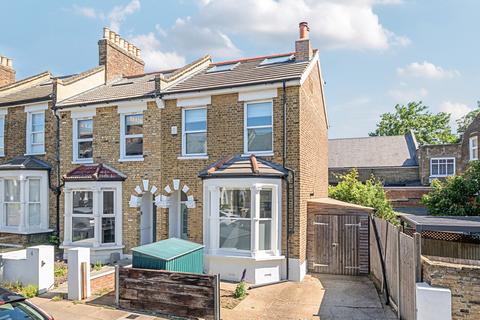 4 bedroom end of terrace house for sale, Holdenby Road, Brockley, London, SE4