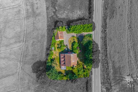 4 bedroom detached house for sale, Rochford SS4