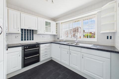 2 bedroom semi-detached bungalow for sale, Green Island, Bilton, HU11