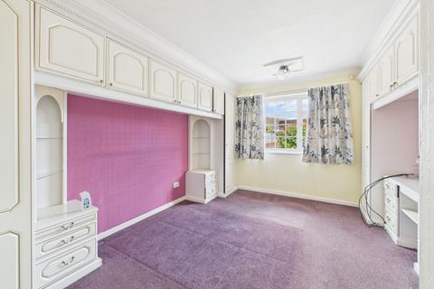 2 bedroom semi-detached bungalow for sale, Green Island, Bilton, HU11