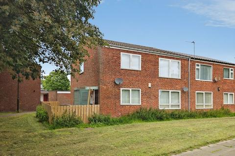 2 bedroom ground floor flat for sale, Craigmillar Close, Newcastle Upon Tyne NE5