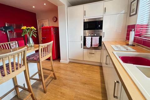 4 bedroom detached house for sale, New Court Drive, Egerton