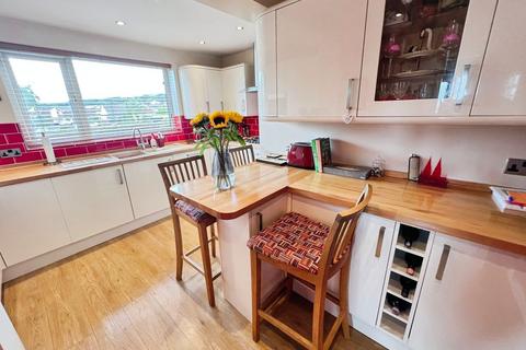 4 bedroom detached house for sale, New Court Drive, Egerton