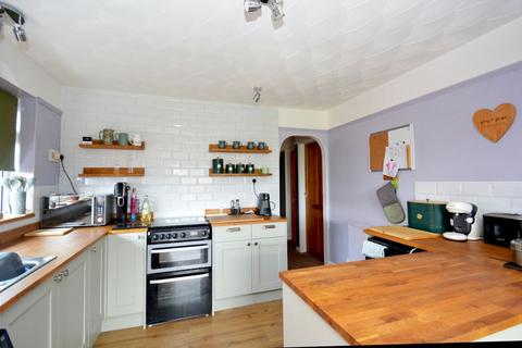 2 bedroom detached bungalow for sale, Admirals Walk, Minster