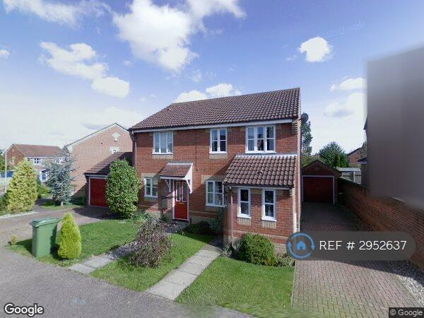 2 bedroom semi-detached house to rent