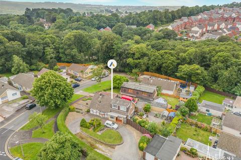 4 bedroom detached house for sale, Hartfield Close, Sketty, Swansea