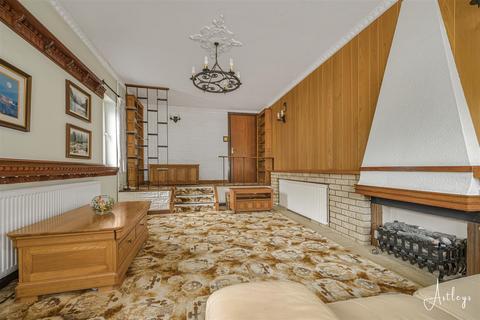 4 bedroom detached house for sale, Hartfield Close, Sketty, Swansea