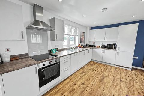 2 bedroom coach house for sale, Foxglove Gardens, Plymouth PL6