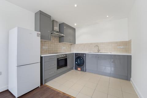 2 bedroom flat for sale, Rokesby Road, Slough, SL2