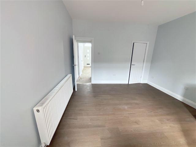 House in Sheffield, South Yorkshire - More