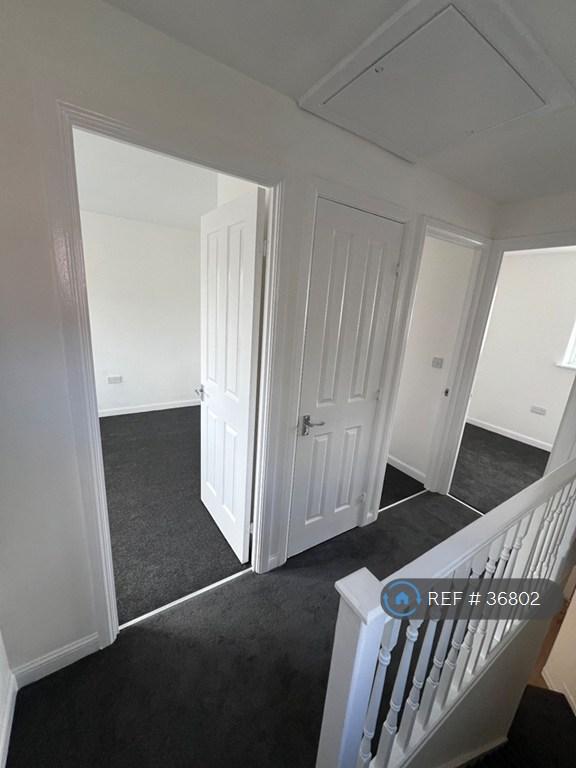 Torrington Drive, Liverpool, L26 – další