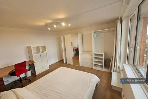 1 bedroom in a flat share to rent - Widok 2